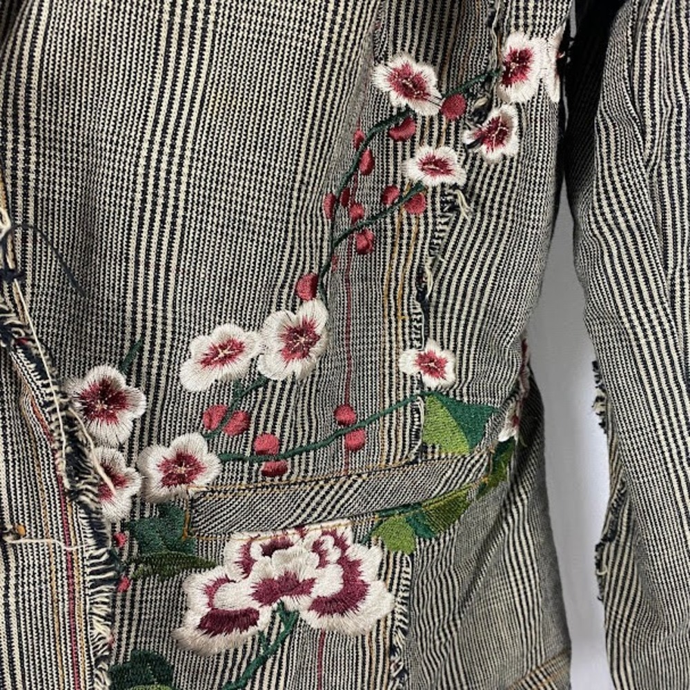Unique Embellished Striped Blazer Jacket Floral Roses Embroidered Frayed Edges - Picture 6 of 15